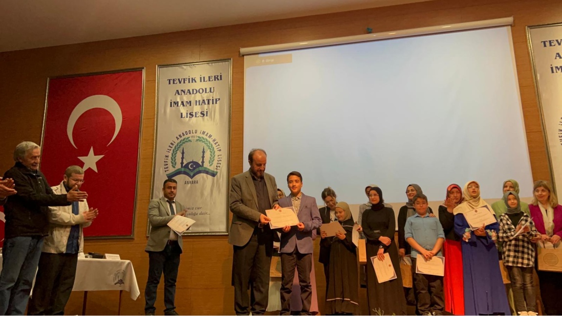 11.Uluslararası Arapça Yarışmaları Ortaokul Kategorisi Ankara İl Birincisi Olduk